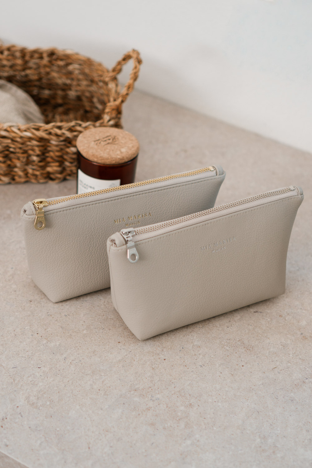 Personalisierte kleine Kosmetiktasche – beige vegan – Geschenk für Frauen