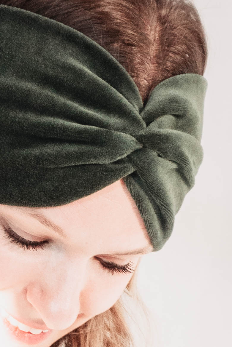Nachhaltiges Stirnband RUFFLE Green Biobaumwolle handgefertigt in Deutschland Nicki Gruen 2